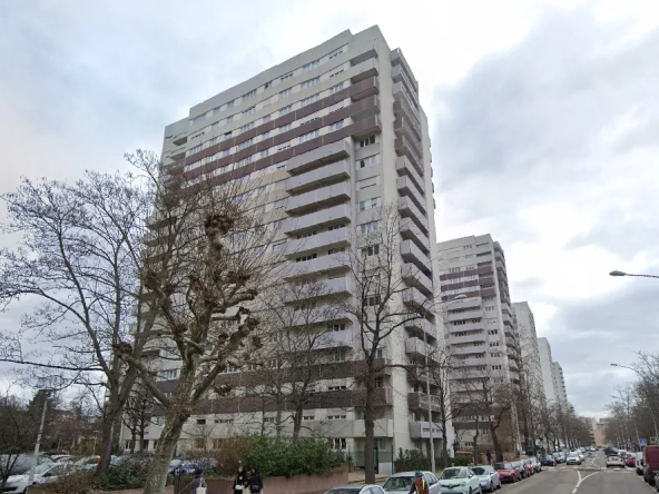 Appartement à vendre sur l'Esplanade à Strasbourg - 84 m², 3-4 pièces, dernier étage