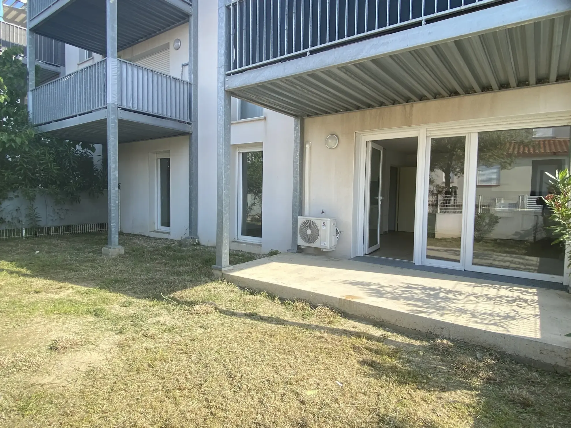 À vendre appartement 3 pièces avec jardin et parking à Cabestany 