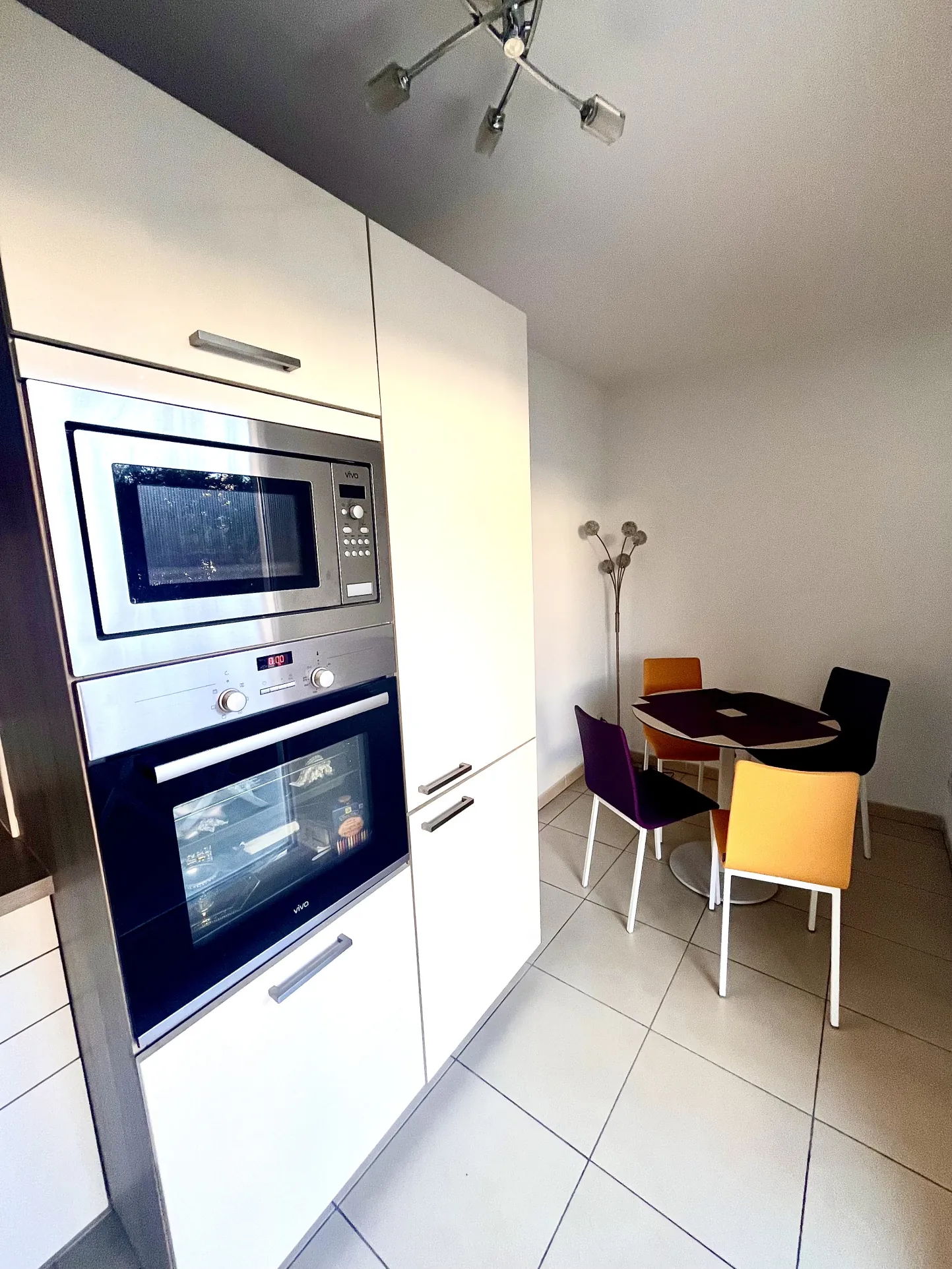 T2 lumineux de 44m2 avec terrasse et garage au cœur du Carré d'Or à Marseille 