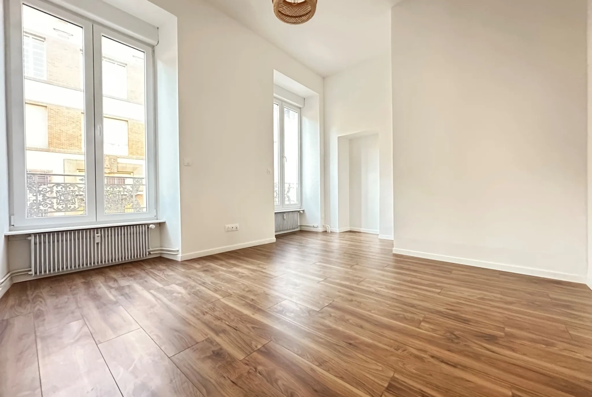 Bel appartement T5 rénové au cœur de Belfort, secteur Faubourg des Ancêtres 