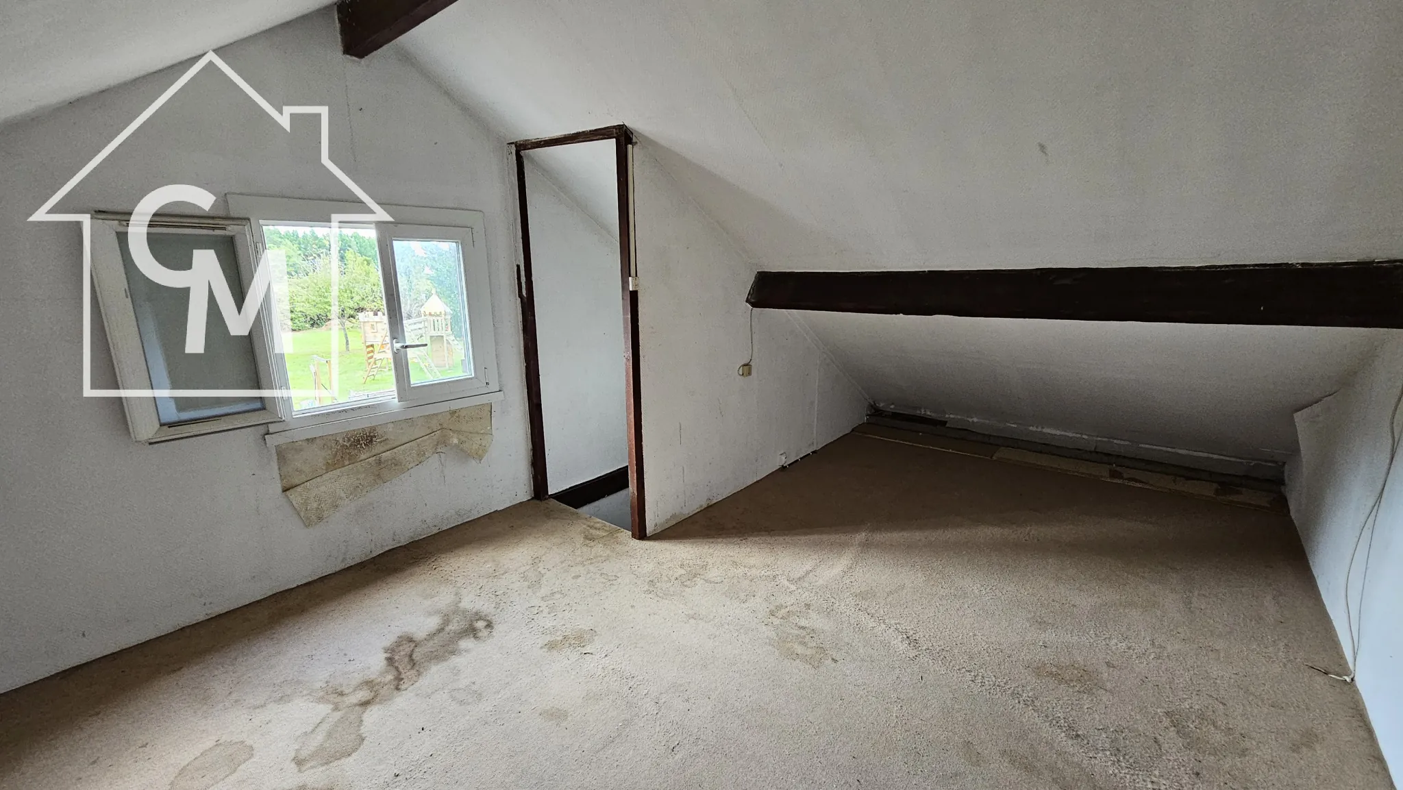 Maison familiale à Bouzy la forêt avec jardin et terrasse exposée sud-ouest 