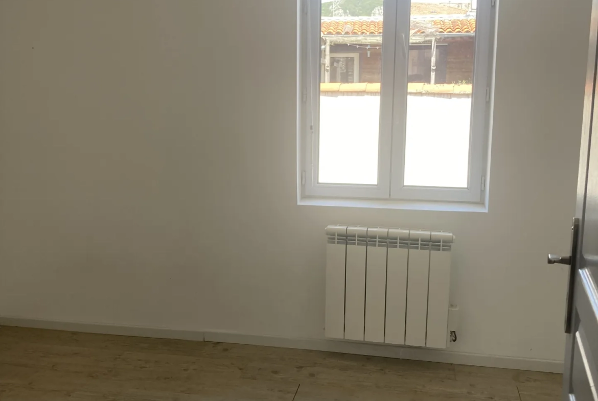Charmant ensemble immobilier avec studio et duplex à rénover à Saint-Bauzille-de-Putois 