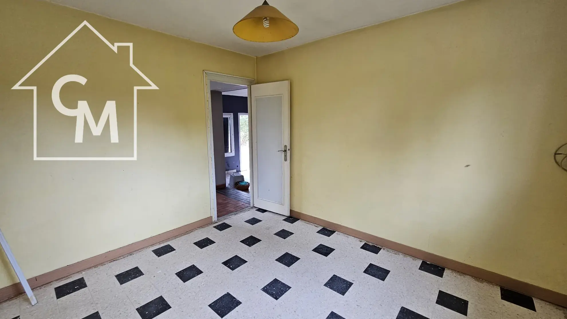 Maison familiale à Bouzy la forêt avec jardin et terrasse exposée sud-ouest 