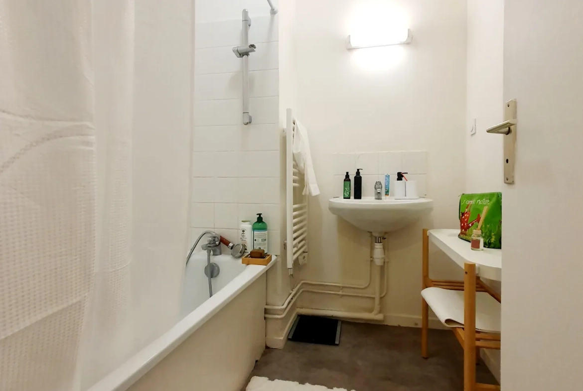 Bel appartement 2 pièces de 50 m2 avec parking à Boissy-Saint-Léger 