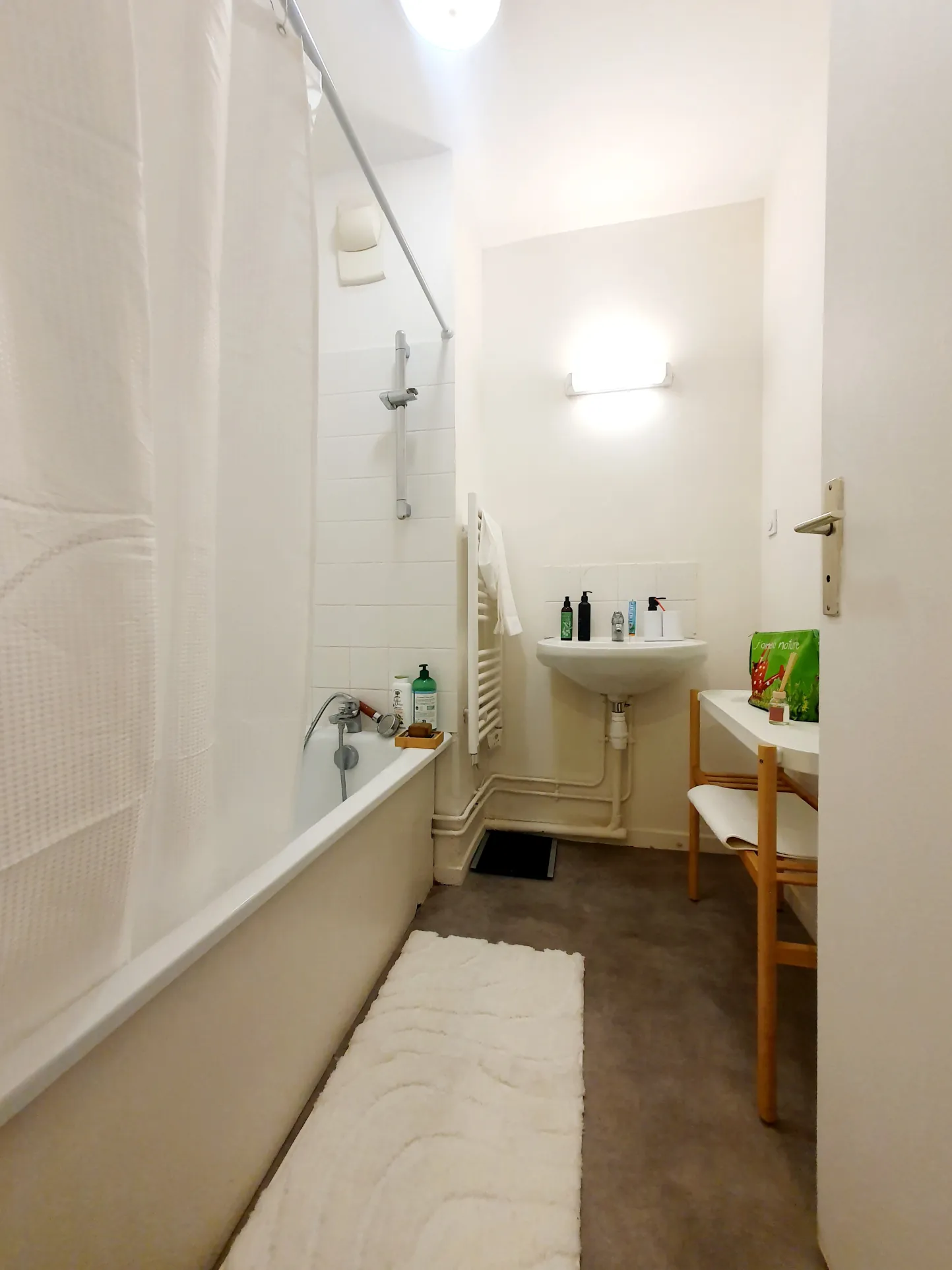 Bel appartement 2 pièces de 50 m2 avec parking à Boissy-Saint-Léger 