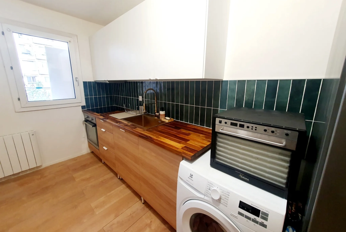 Bel appartement 2 pièces de 50 m2 avec parking à Boissy-Saint-Léger 