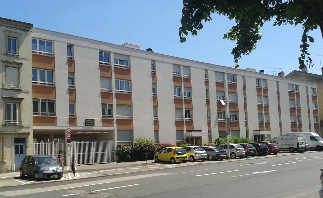Appartement de 64m² à Nancy avec vue dégagée et potentiel locatif 