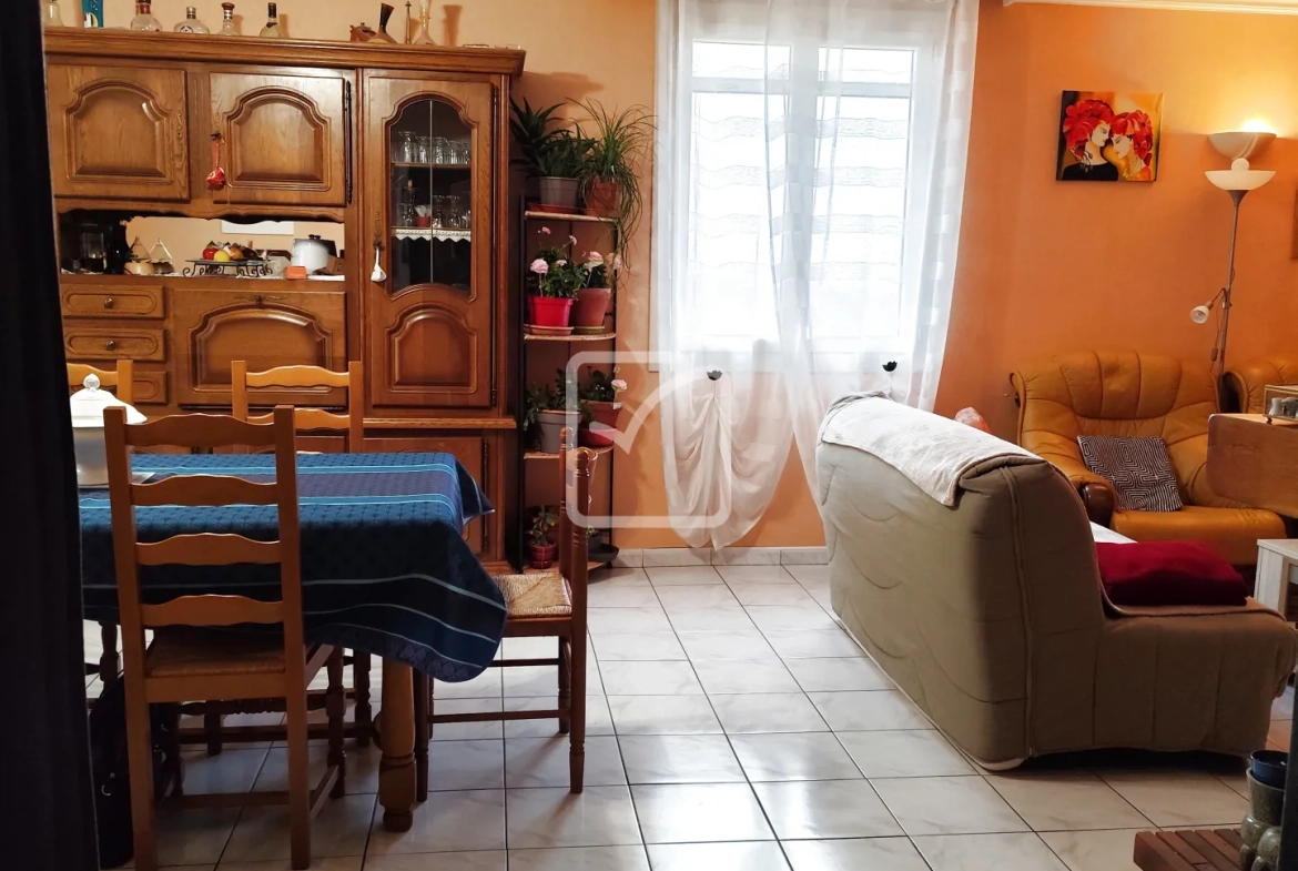 Belle maison de 167 m² avec potentiel locatif ou professionnel à Lachapelle auzac 