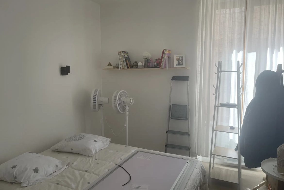 Appartement 91 m2 avec terrasse et cachet authentique au cœur de Carcassonne 