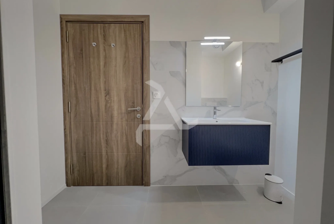Appartement de luxe avec accès direct à la plage en Corse du Sud 