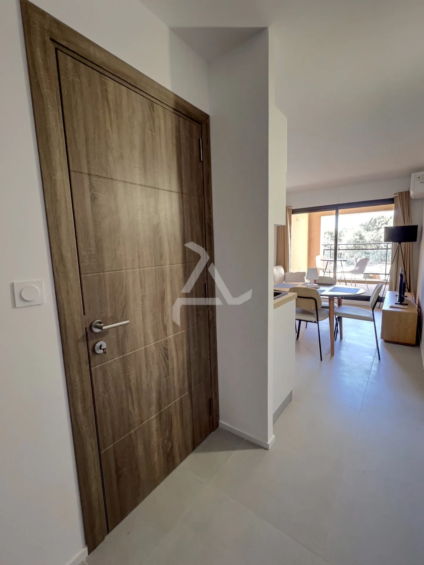 Appartement de luxe avec accès direct à la plage en Corse du Sud 