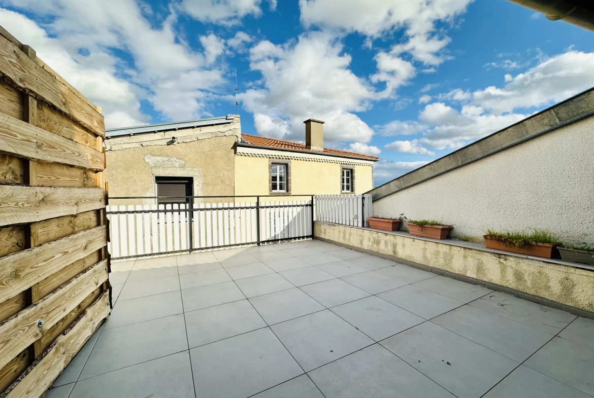 Maison de Bourg avec Terrasse à Cournon d'Auvergne – Idéale pour famille et pratique 