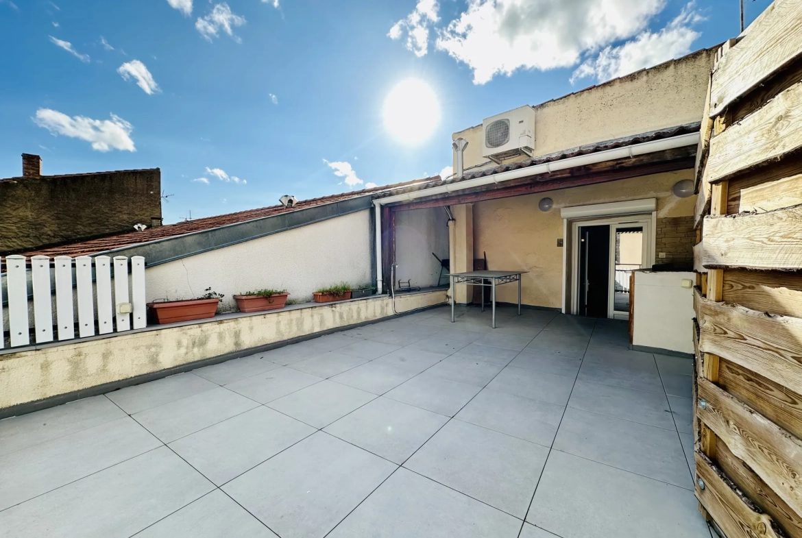 Maison de Bourg avec Terrasse à Cournon d'Auvergne – Idéale pour famille et pratique 
