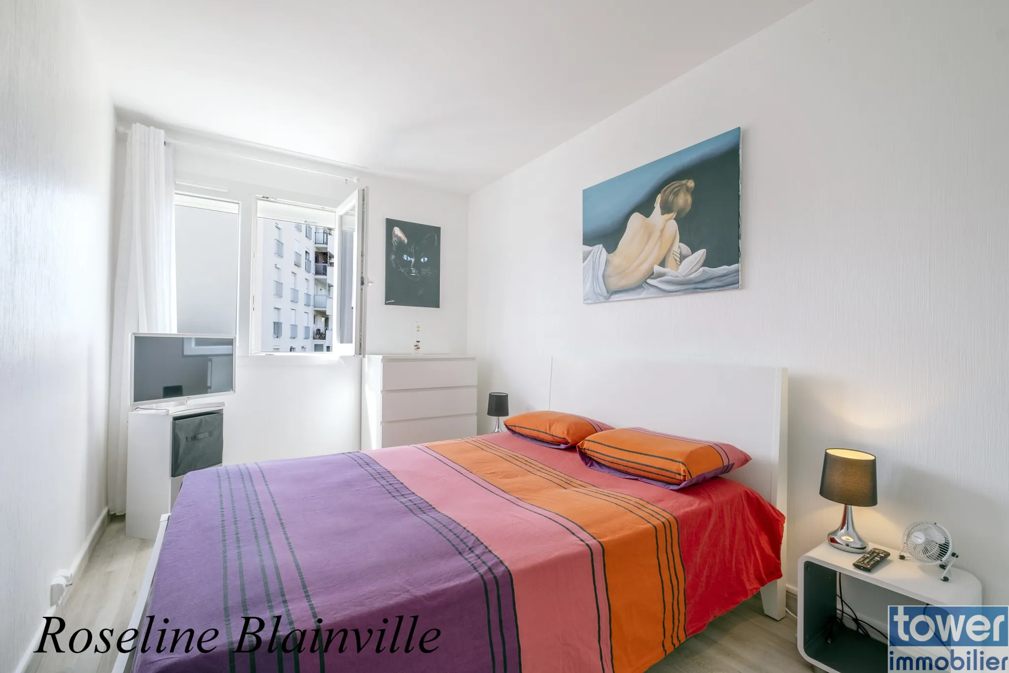 Appartement T3 rénové de 75 m² à Royan avec parking et proximité plages 