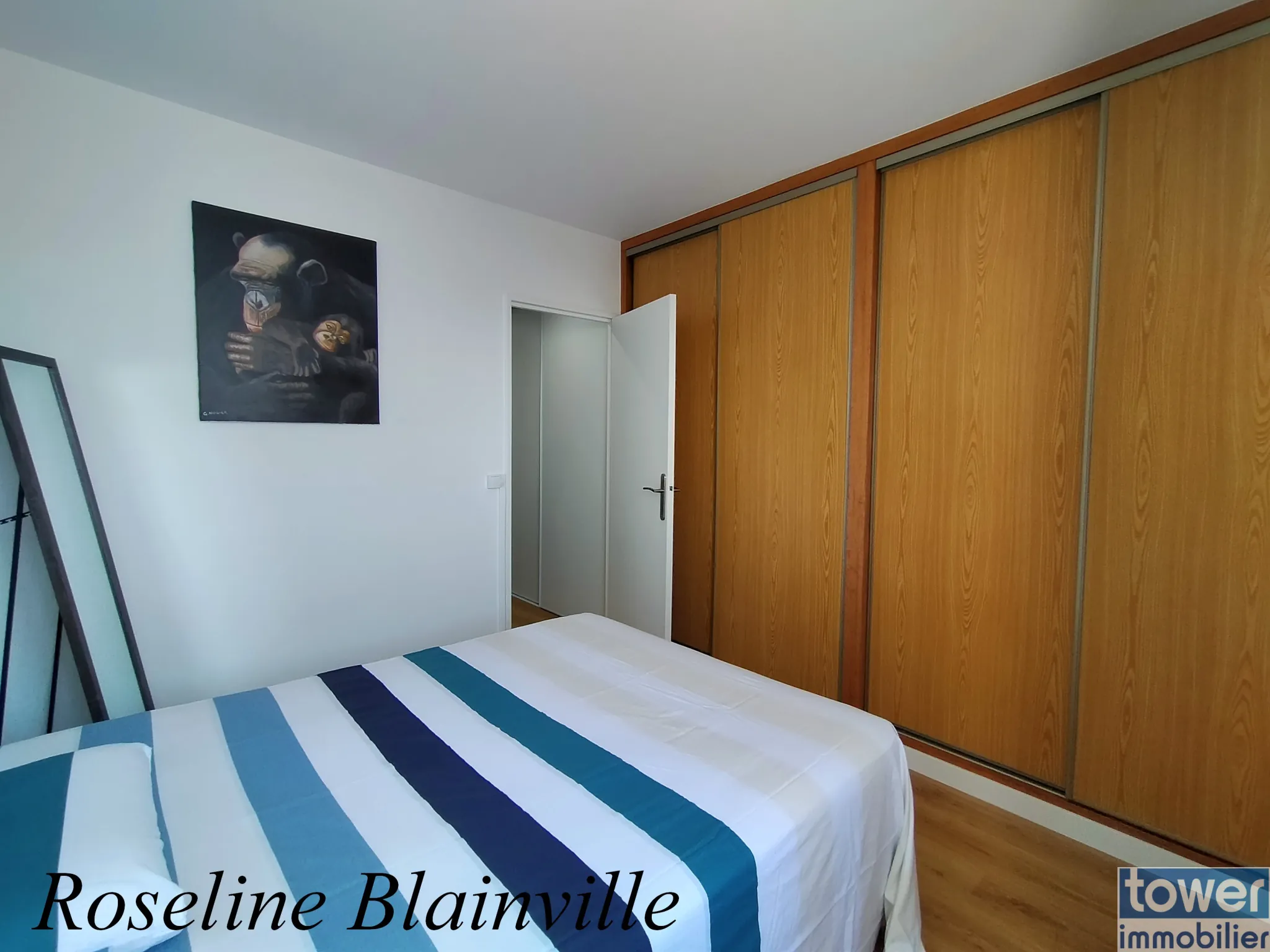 Appartement T3 rénové de 75 m² à Royan avec parking et proximité plages 
