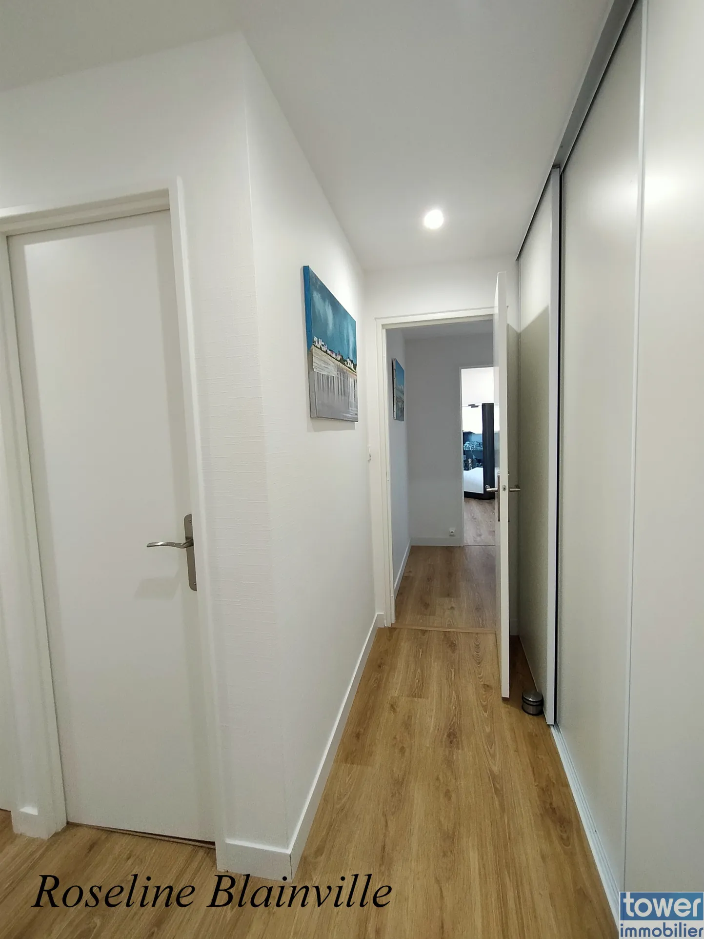 Appartement T3 rénové de 75 m² à Royan avec parking et proximité plages 