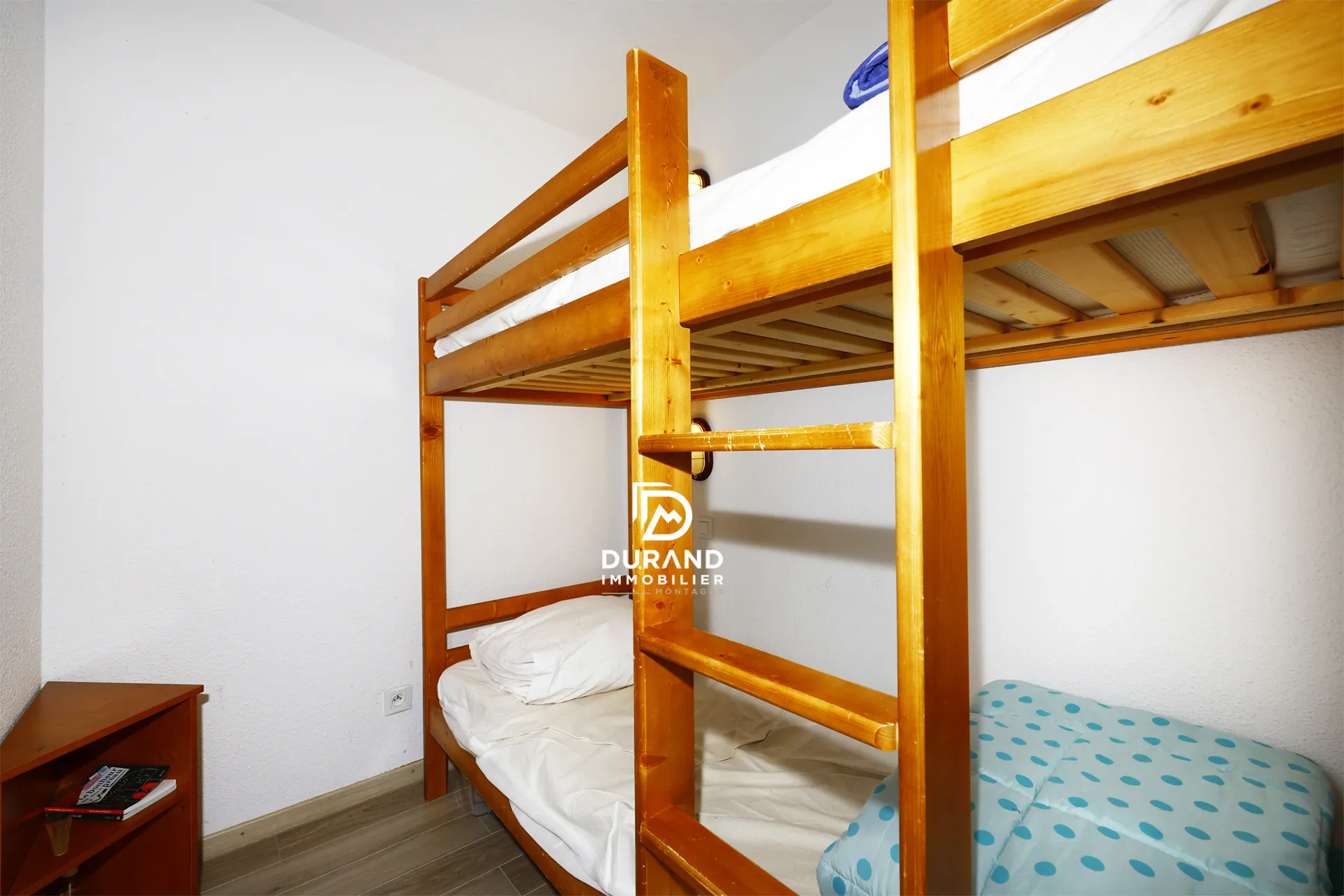 Appartement T2 bis rénové proche du Point Show à Vars avec vue montagne 