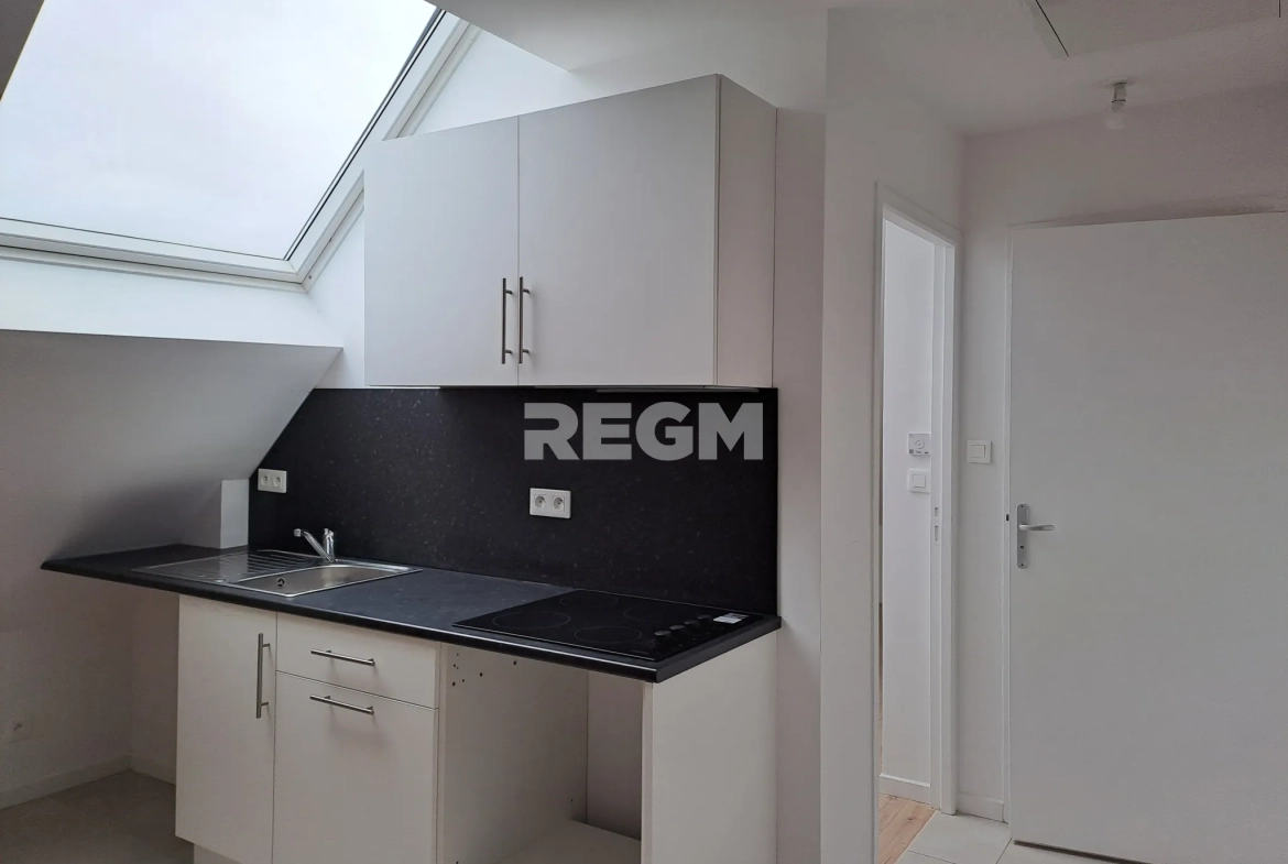 Studio à vendre à Etampes - 15m² rénové, emplacement privilégié 