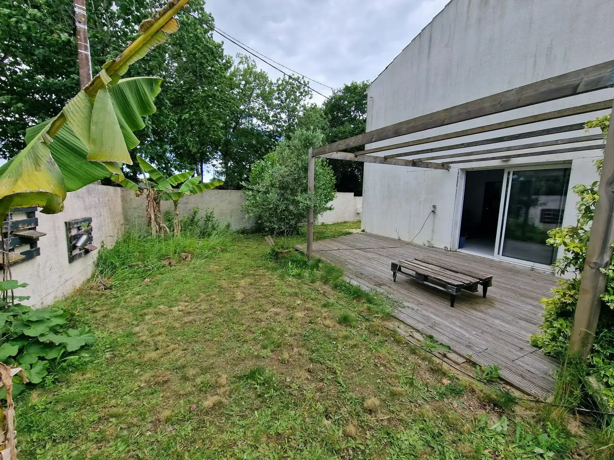 Maison 3 chambres à Challans – Calme, jardin et garage proximité commerces 