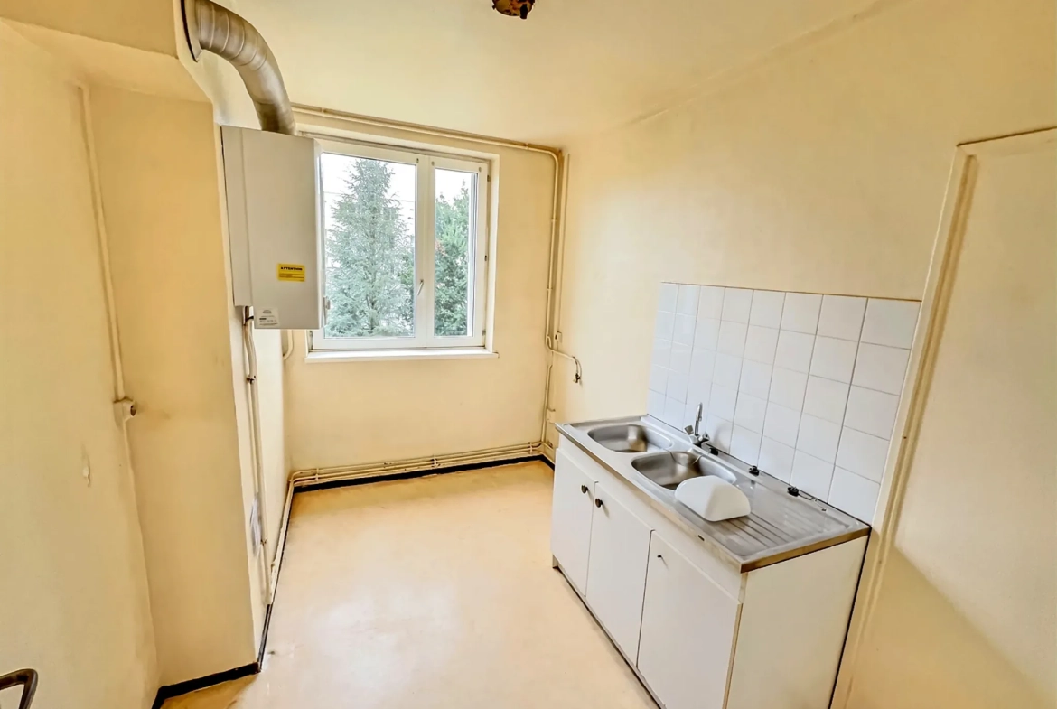 Appartement T3 à Mourenx à vendre, 66 m² avec balcon et cave 