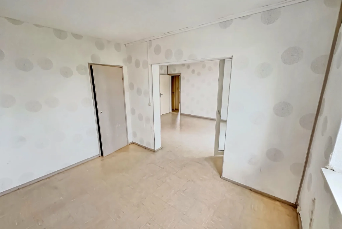 Appartement T3 à Mourenx à vendre, 66 m² avec balcon et cave 