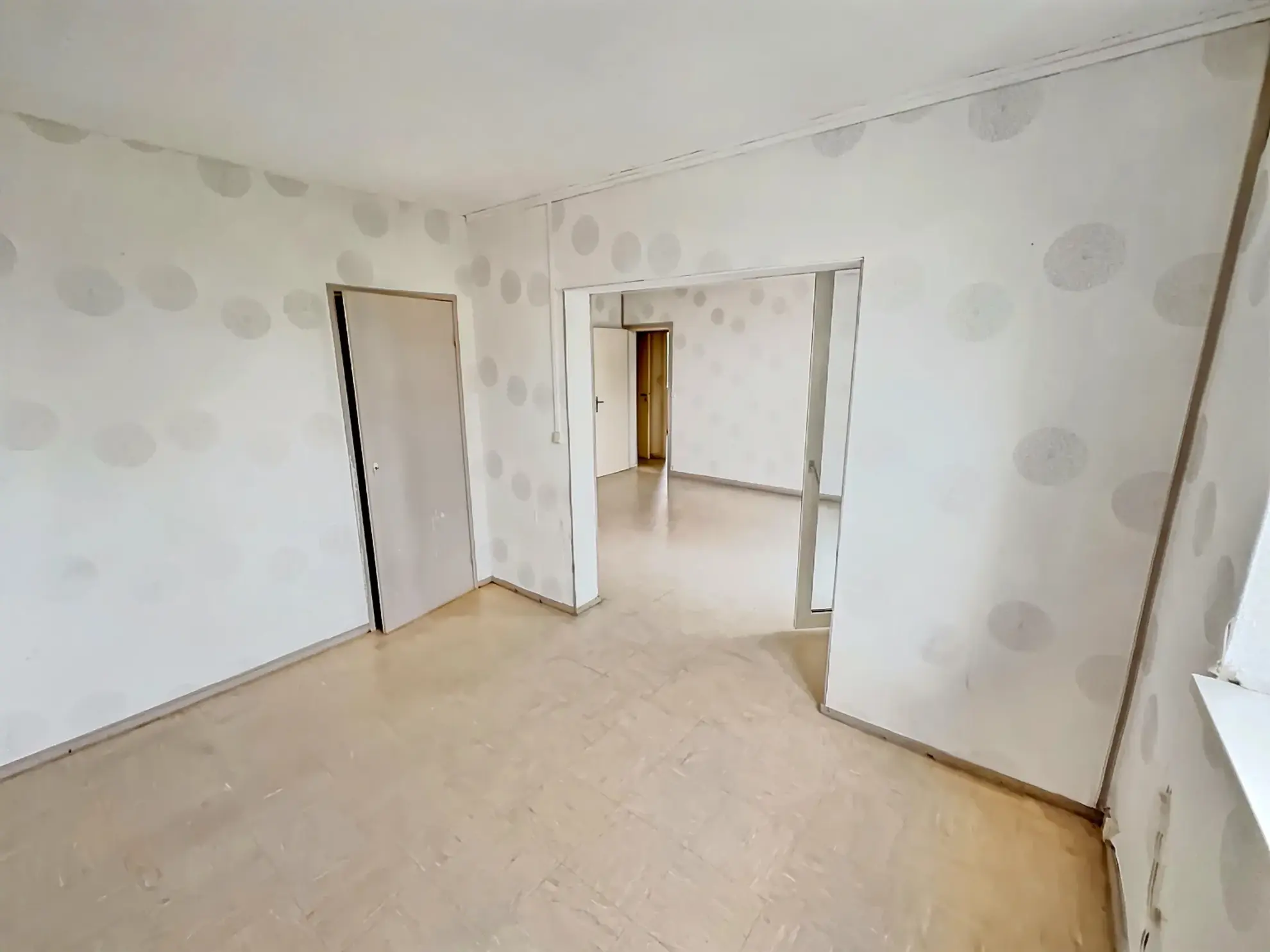 Appartement T3 à Mourenx à vendre, 66 m² avec balcon et cave 