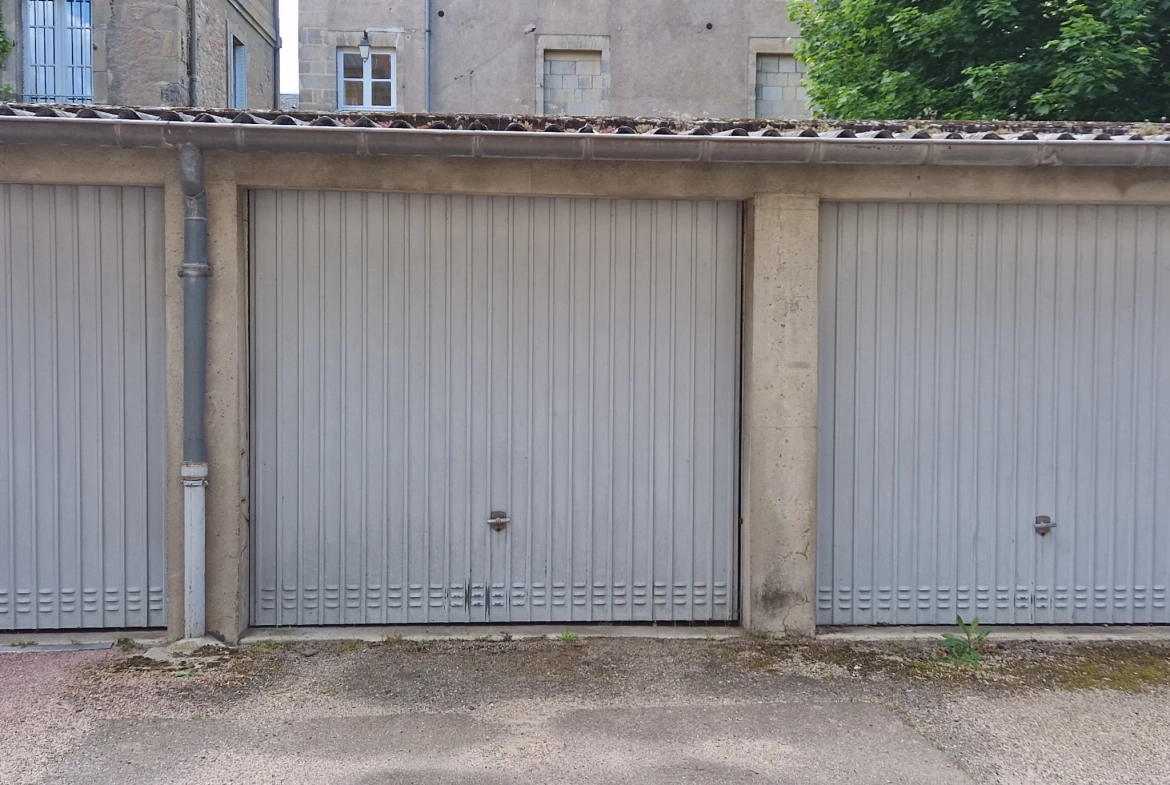 Appartement T2 avec garage au centre-ville d'Autun - 43,5 m² 