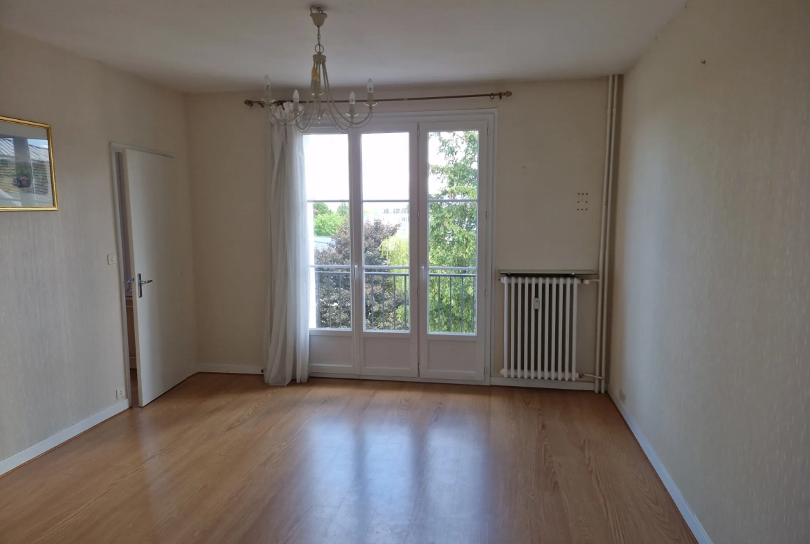 Appartement T2 avec garage au centre-ville d'Autun - 43,5 m² 