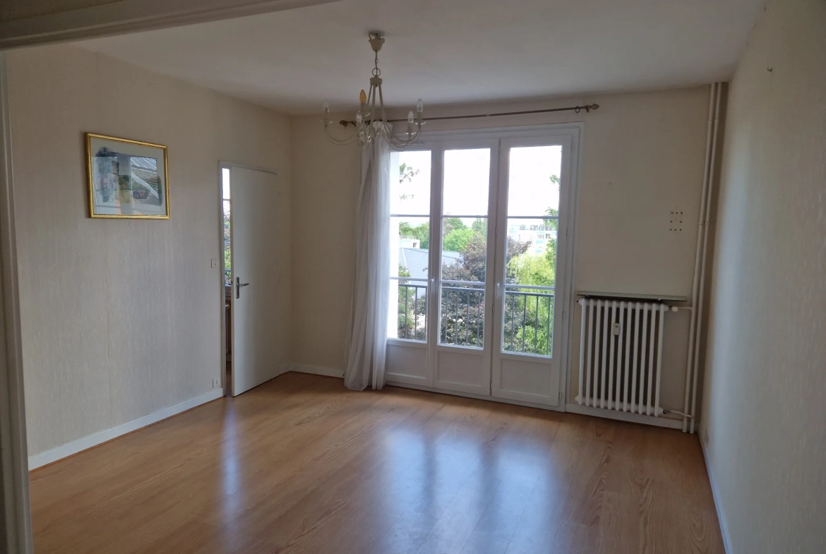 Appartement T2 avec garage au centre-ville d'Autun - 43,5 m² 