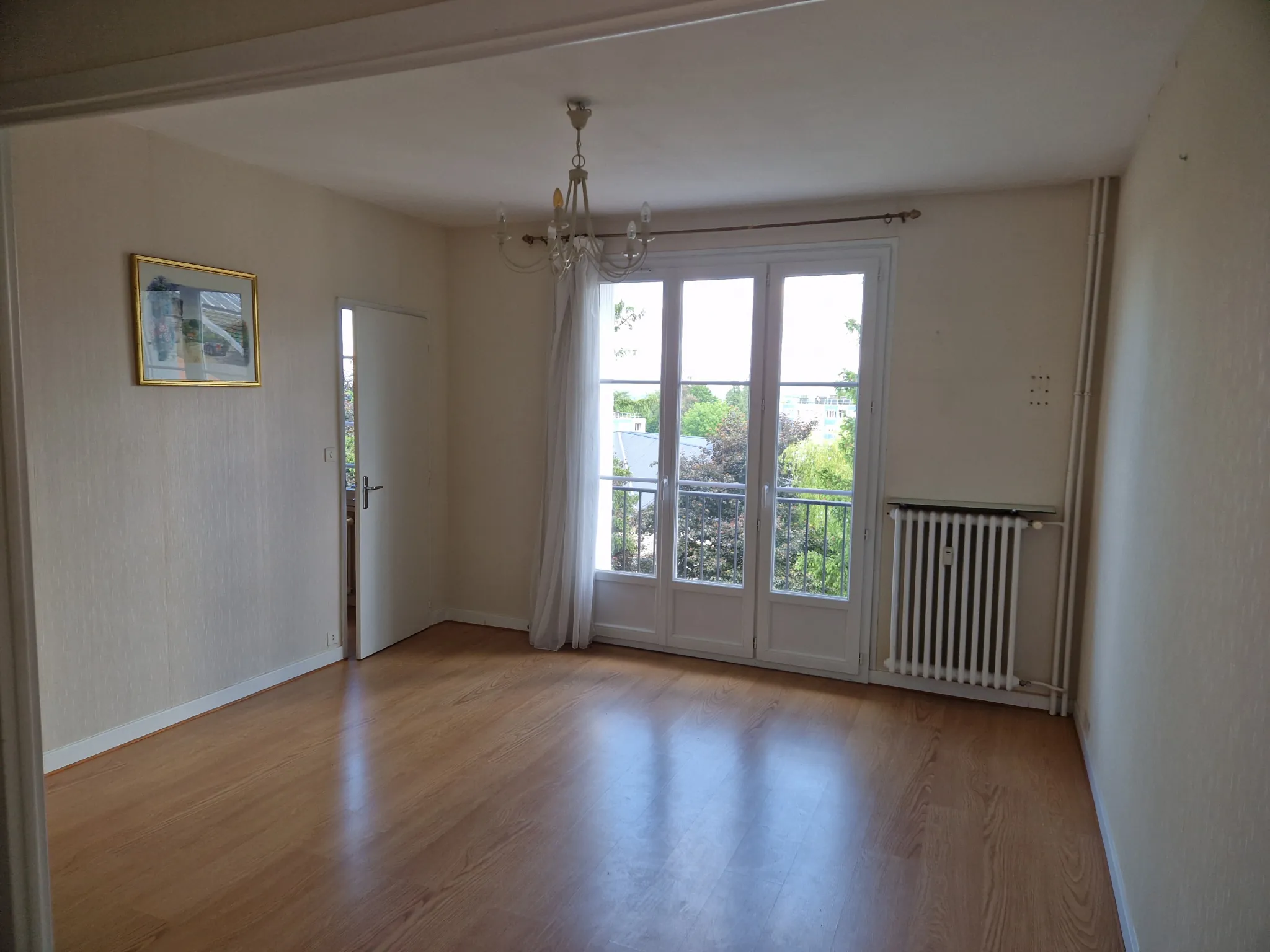 Appartement T2 avec garage au centre-ville d'Autun - 43,5 m² 