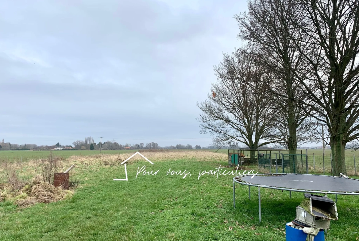 Corps de ferme à Sailly-sur-la-Lys avec 4 chambres et grand terrain 