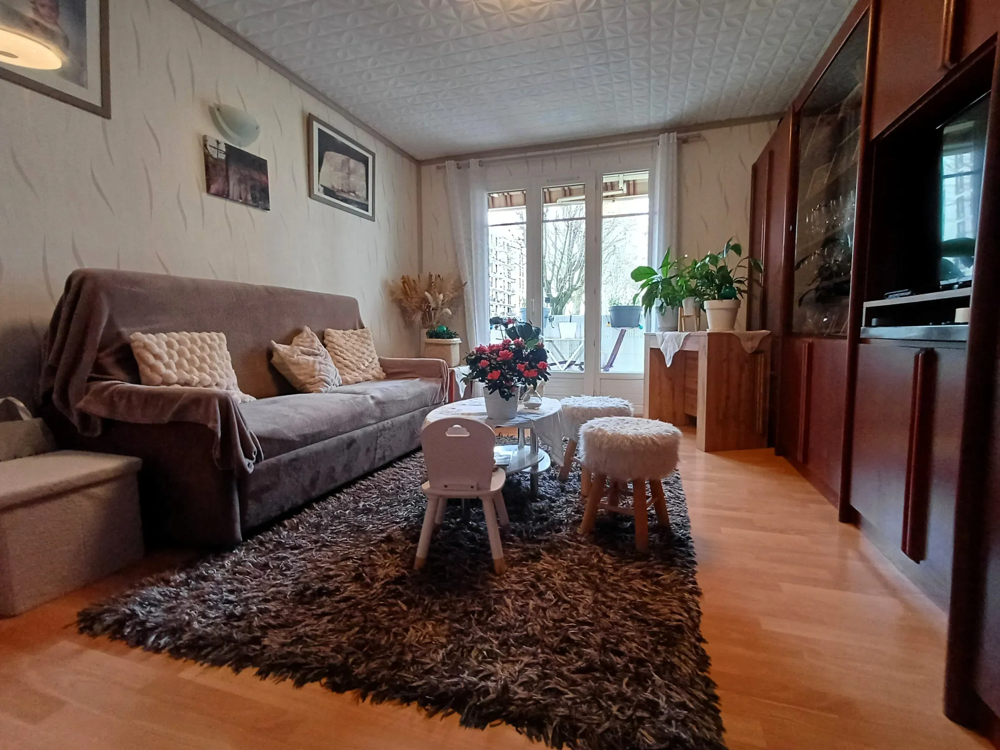 Appartement 4 pièces à vendre à Choisy-le-Roi dans résidence sécurisée avec balcon 