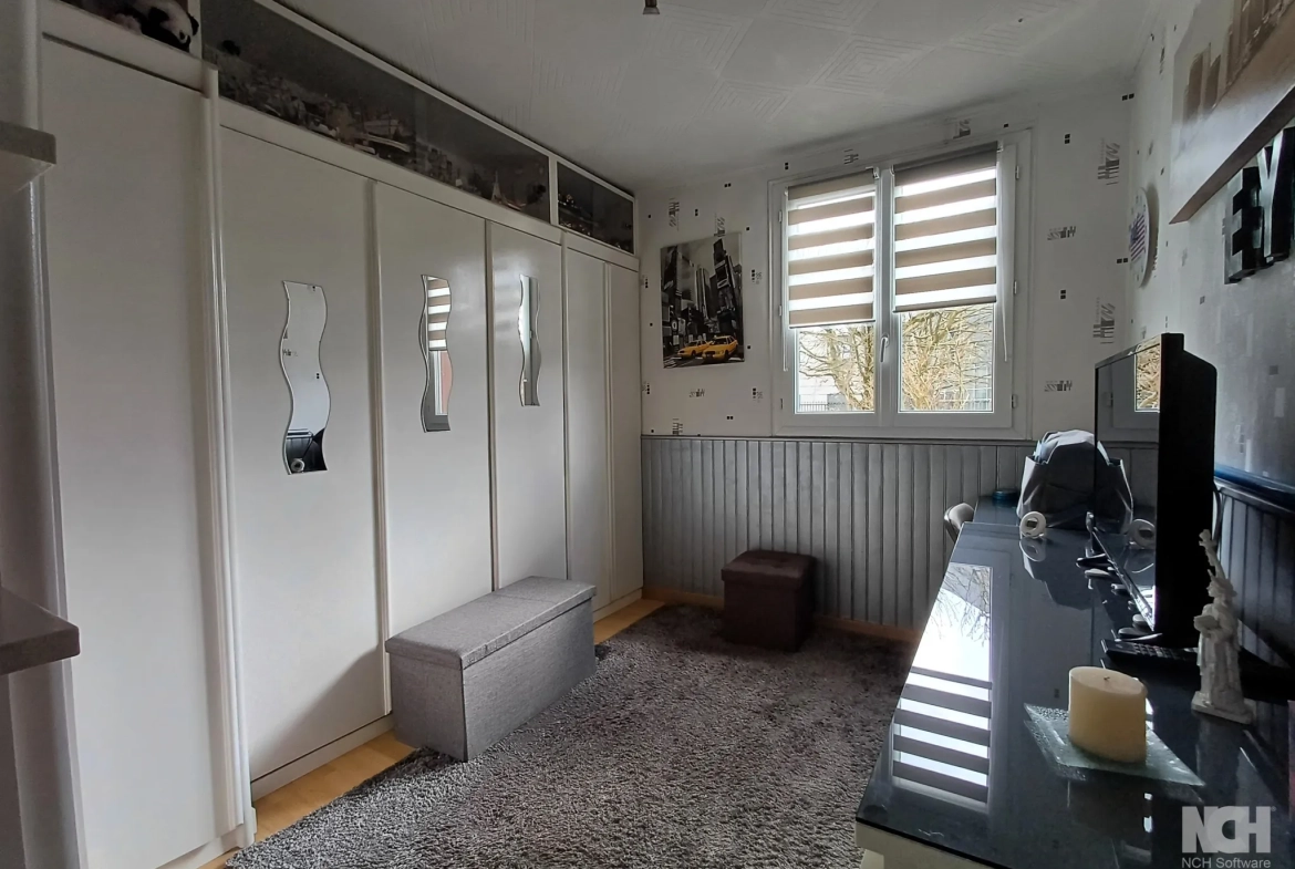 Appartement 4 pièces à vendre à Choisy-le-Roi dans résidence sécurisée avec balcon 