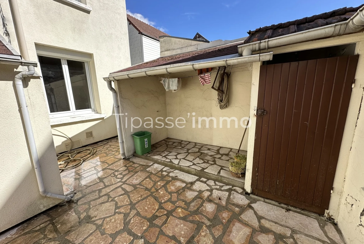 Charmante maison individuelle en briques et silex à Sotteville-lès-Rouen 