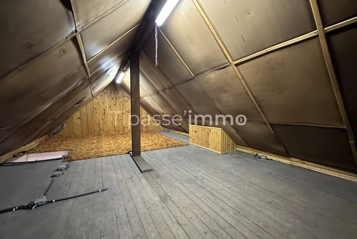 Charmante maison individuelle en briques et silex à Sotteville-lès-Rouen 