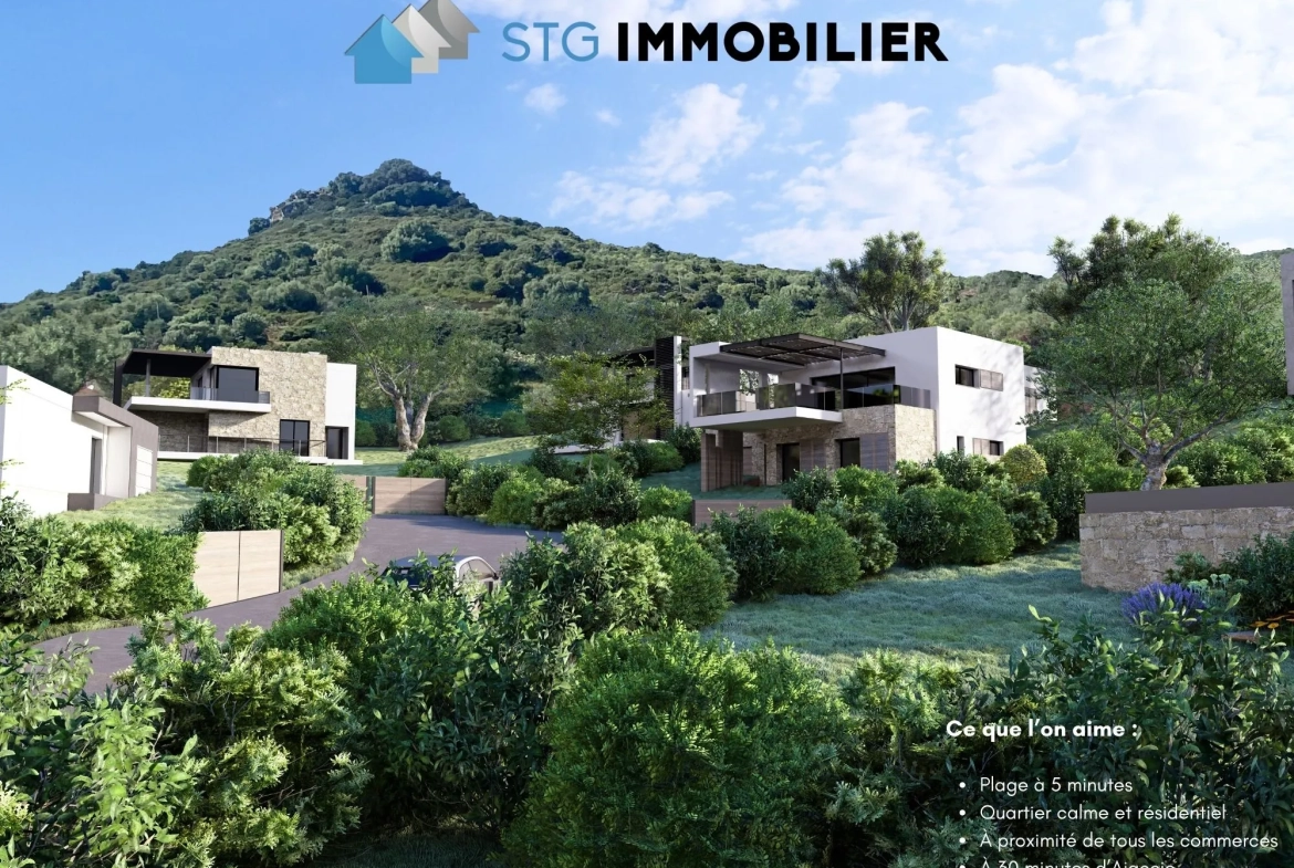 Terrain constructible de 981 m² à Casaglione, proche plage, viabilisé et avec vue dégagée 