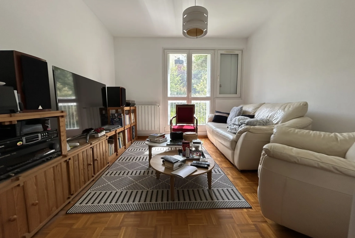 Appartement F4 à Metz Vallières avec garage et cave - 74m² 