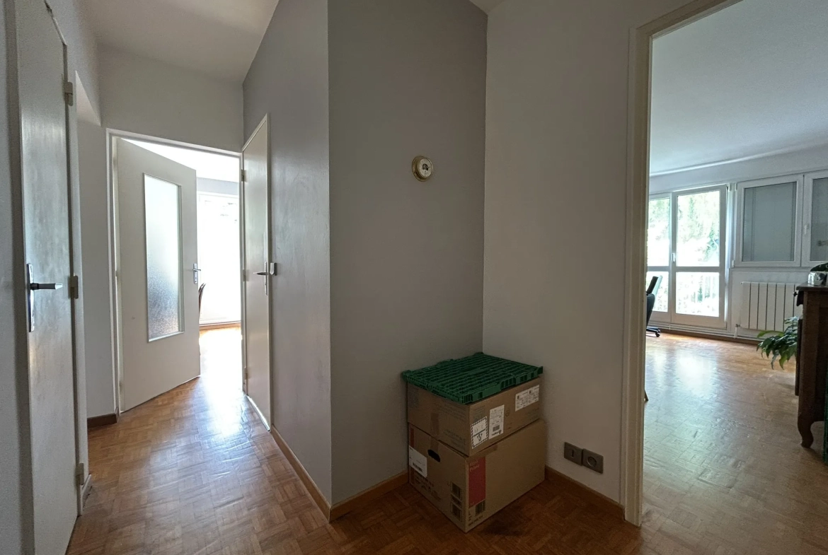 Appartement F4 à Metz Vallières avec garage et cave - 74m² 