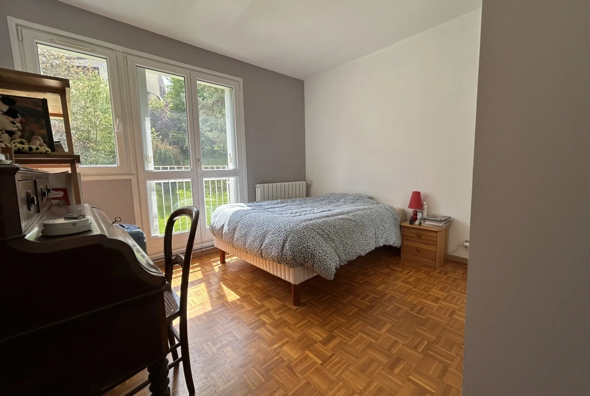 Appartement F4 à Metz Vallières avec garage et cave - 74m² 