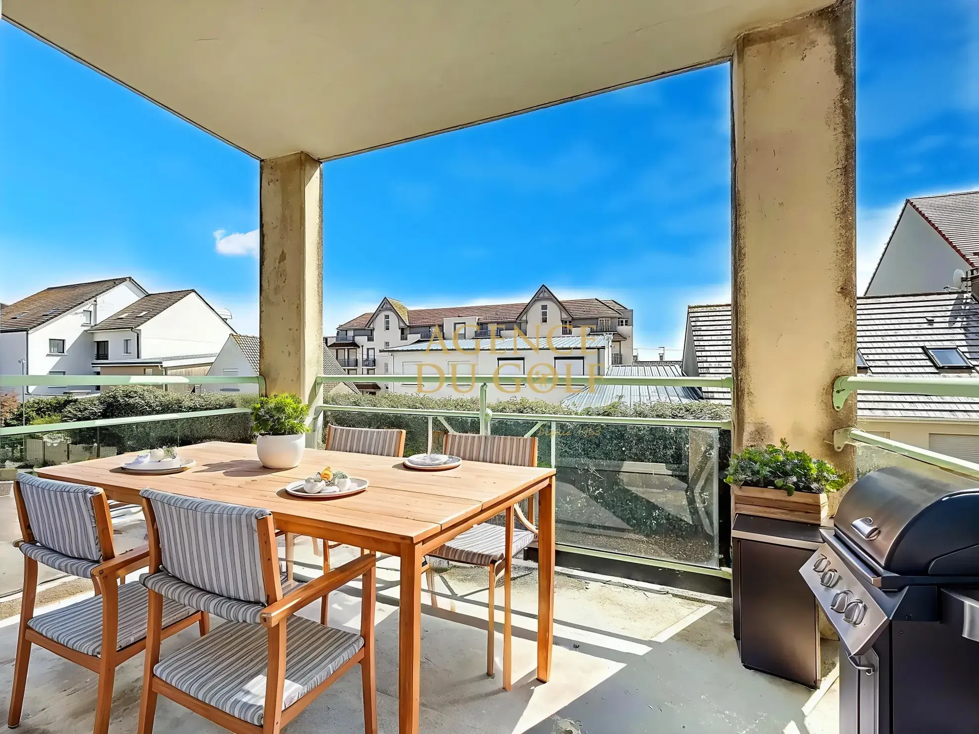 Appartement lumineux à 50 m de la plage à Merlimont avec balcon plein sud et parking privé 