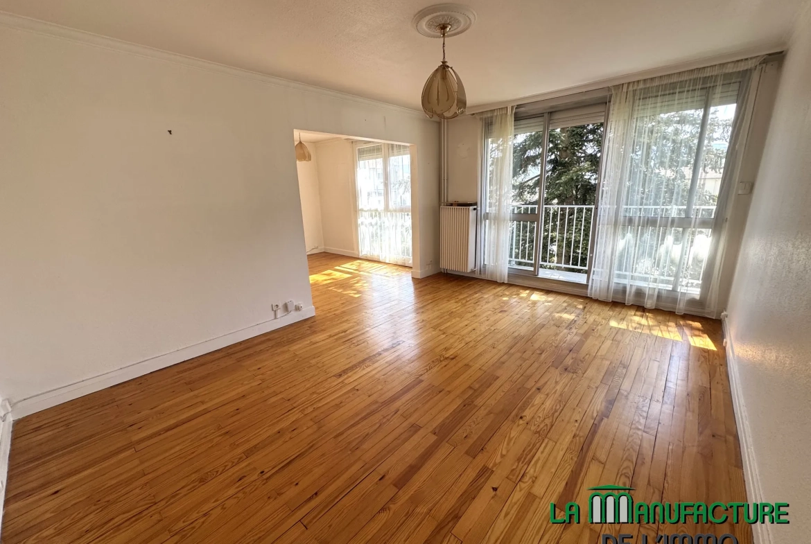 Appartement F4 lumineux avec balcon, cave et parking à Saint-Étienne Villeboeuf Le Haut 