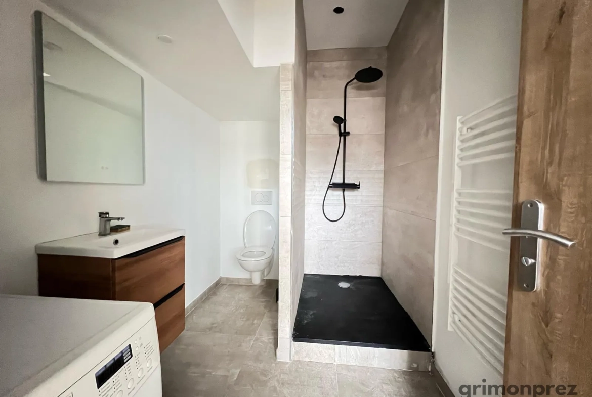 Loft d'Exception en Centre-Ville à Roubaix - 87 m2, 2 Chambres, Parking 