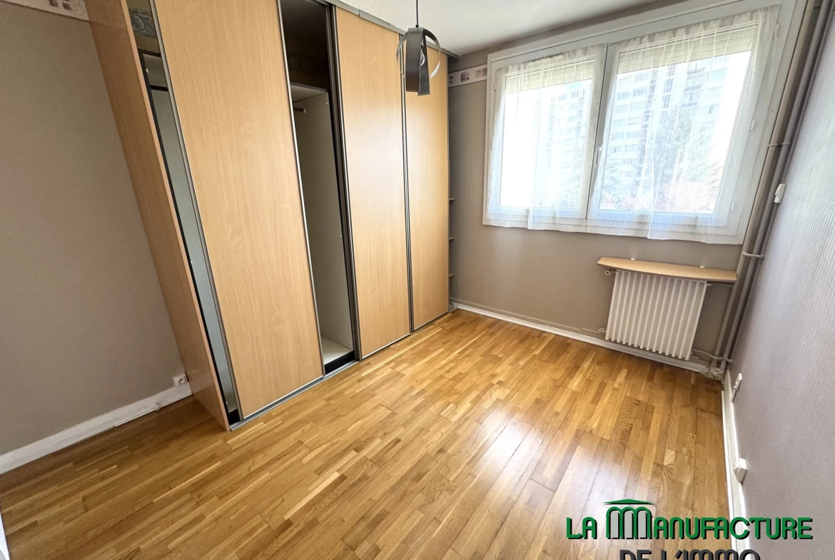 Appartement F4 lumineux avec balcon, cave et parking à Saint-Étienne Villeboeuf Le Haut 