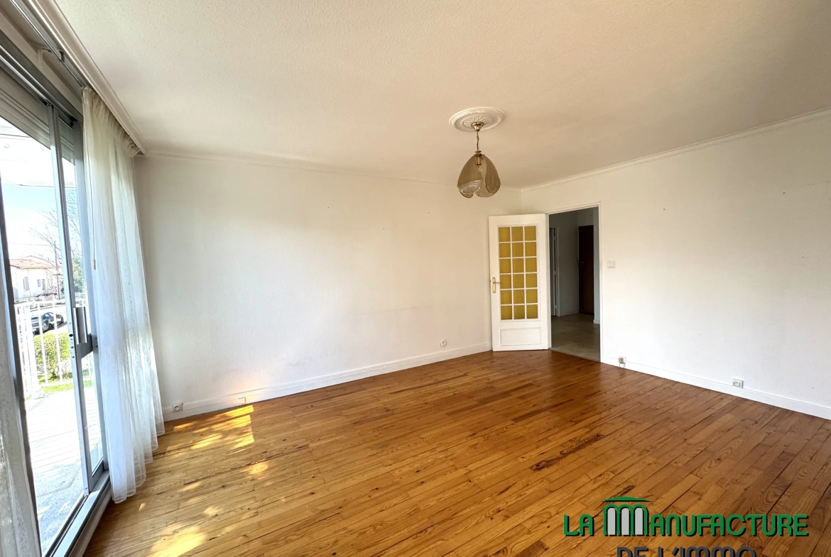 Appartement F4 lumineux avec balcon, cave et parking à Saint-Étienne Villeboeuf Le Haut 