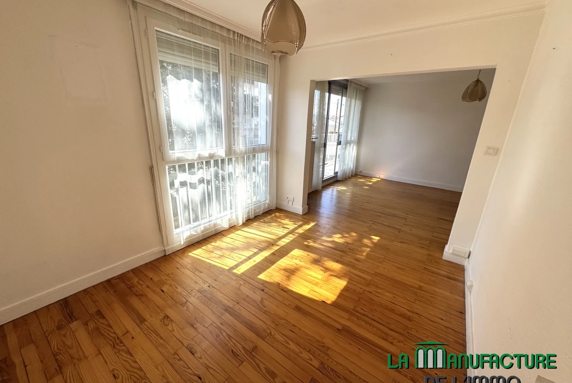 Appartement F4 lumineux avec balcon, cave et parking à Saint-Étienne Villeboeuf Le Haut 