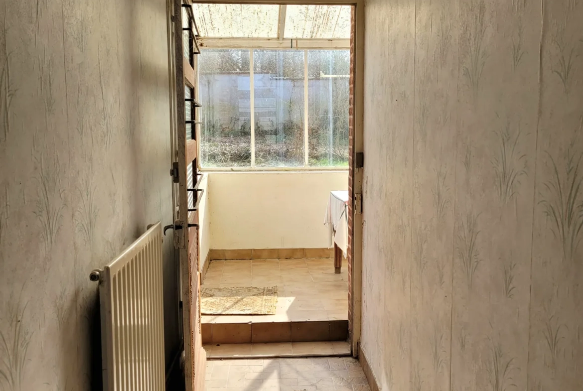 Maison à rénover de 92 m² avec terrain, située dans le Pays d'Othe à Flacy 