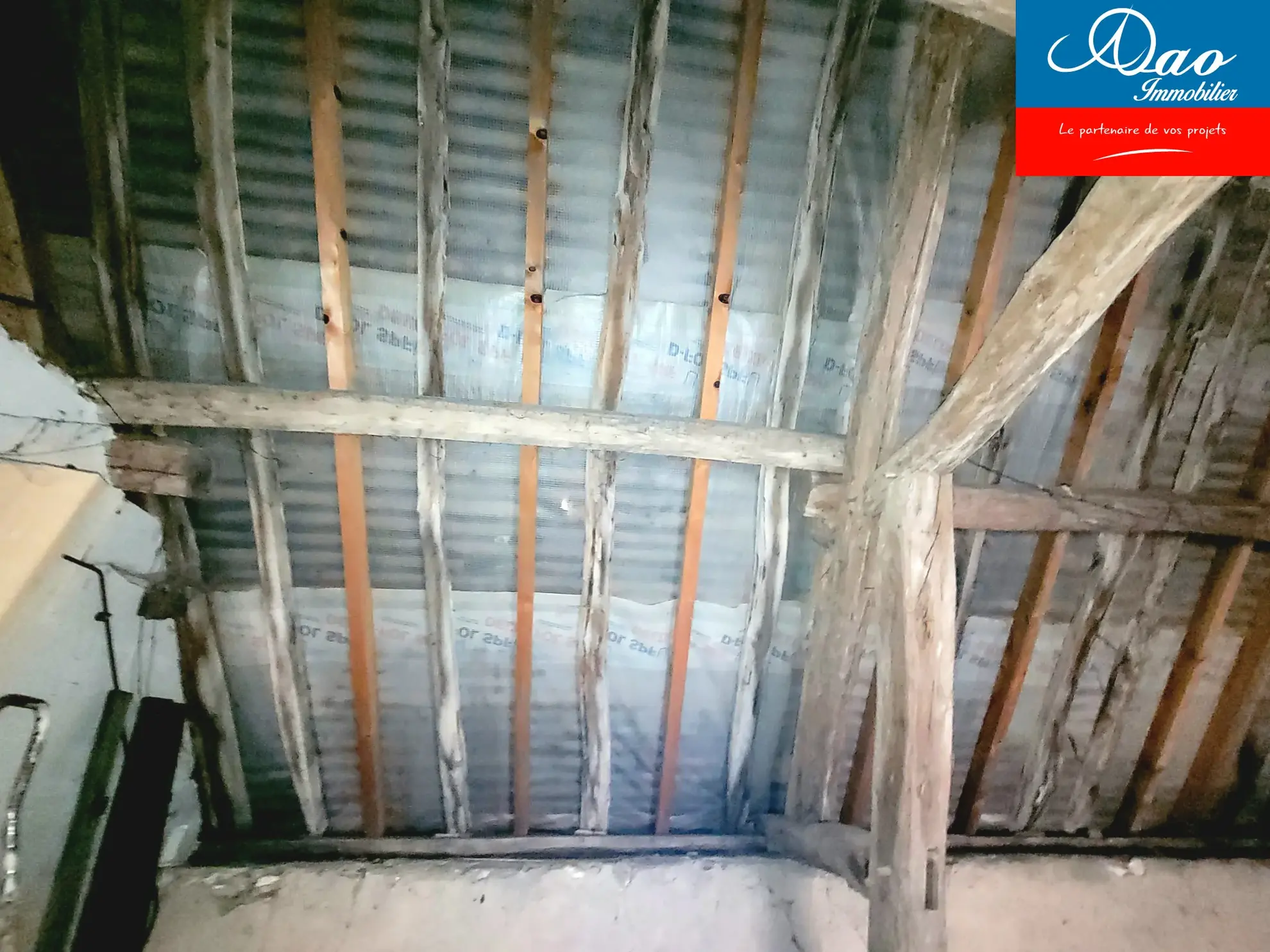 Maison à rénover de 92 m² avec terrain, située dans le Pays d'Othe à Flacy 