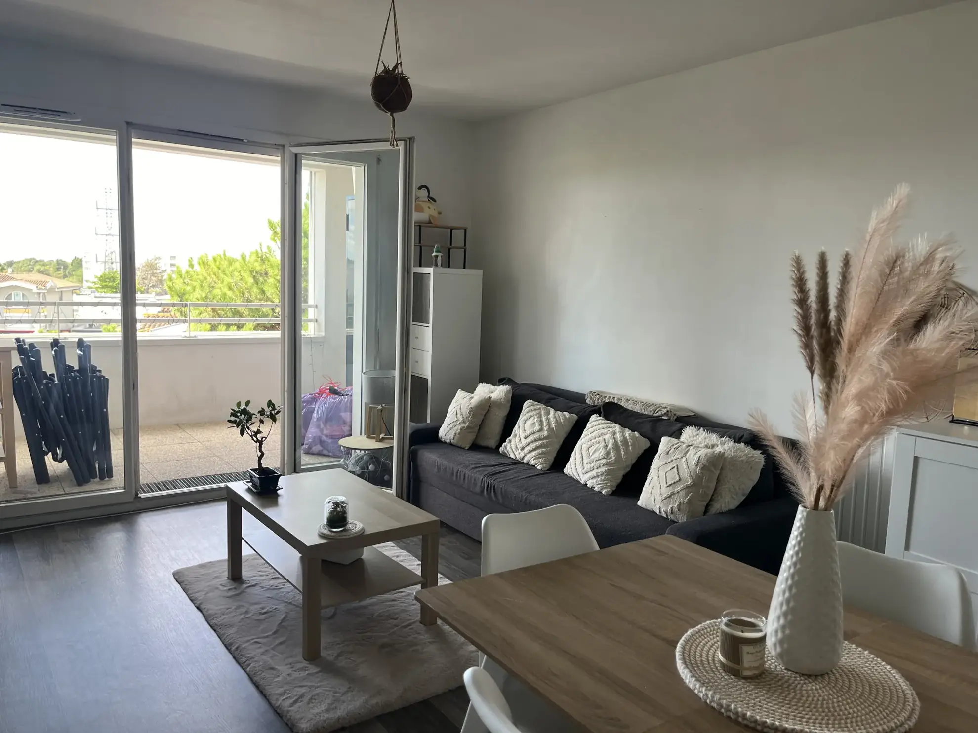 Appartement 3 pièces avec terrasse et parking à Cenon 