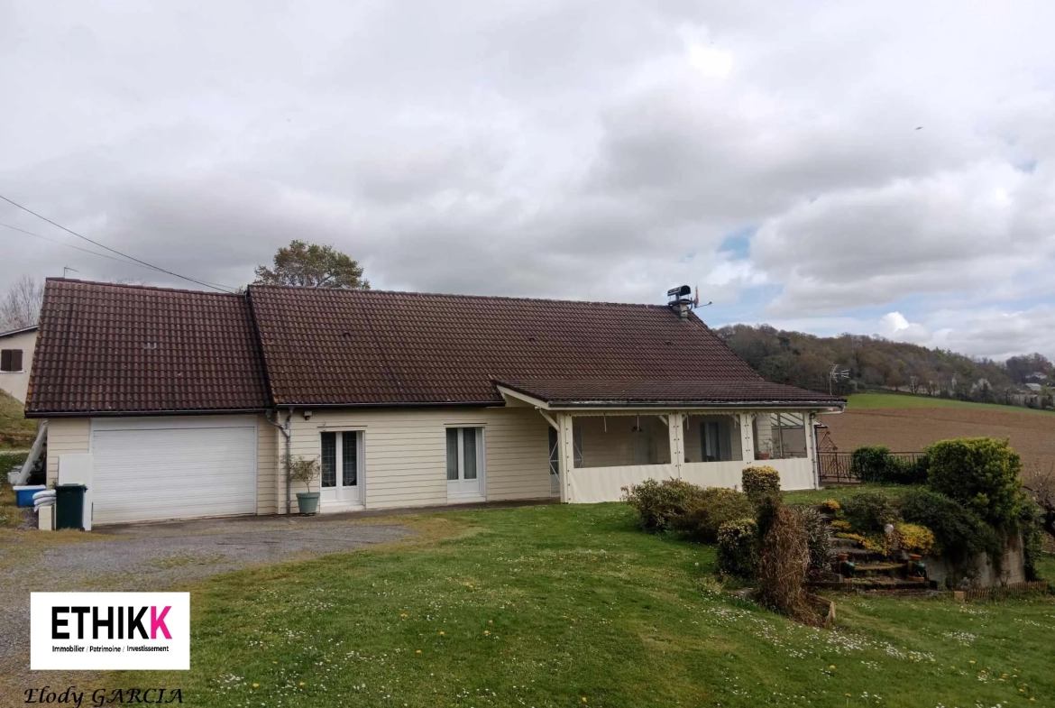 Maison familiale à vendre à Artix avec vue Pyrénées, 4 chambres, grand terrain, garage 
