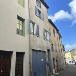 Maison de village à vendre à Marcigny avec terrasse et garage, 3 niveaux